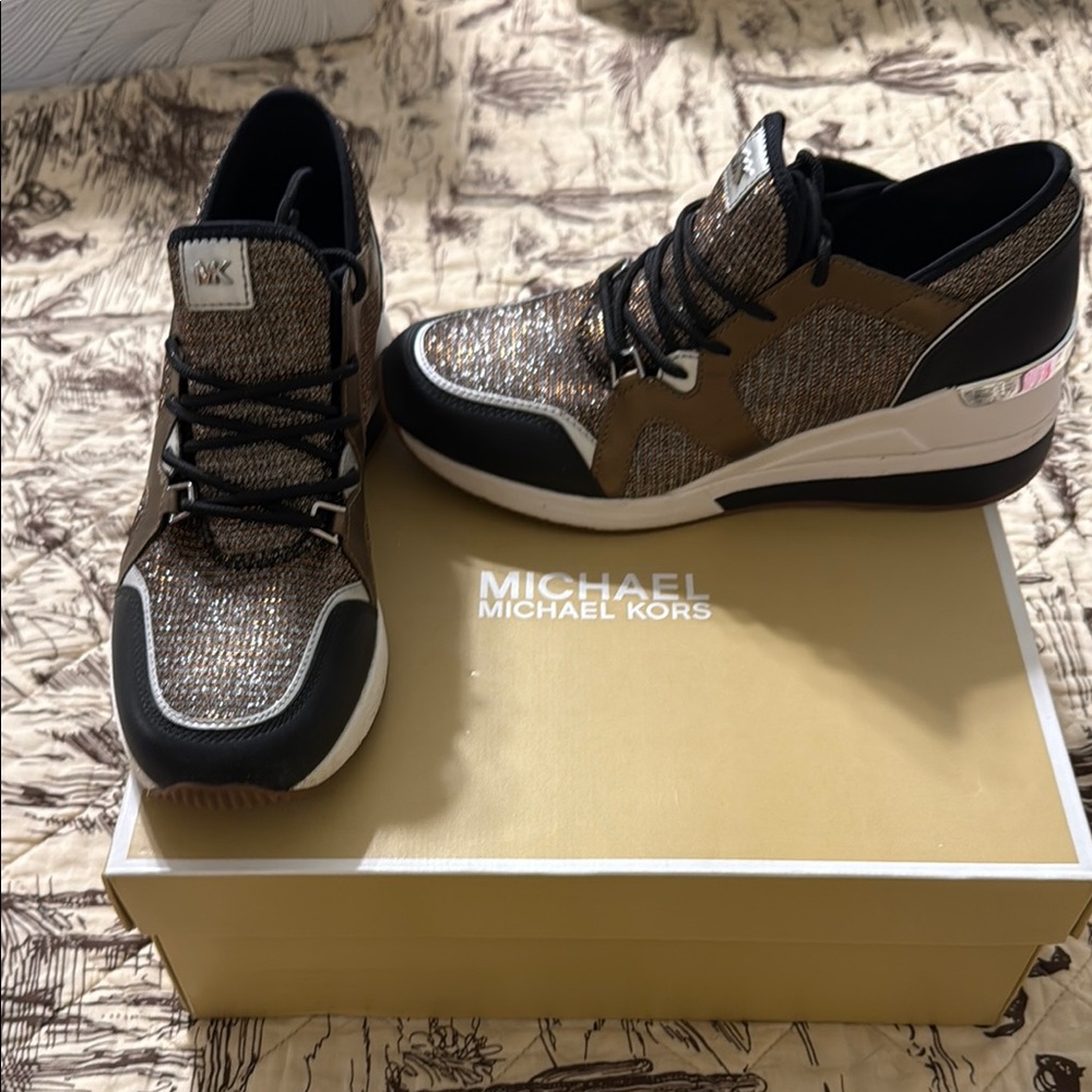 Michael Kors Sparkling Sneakers